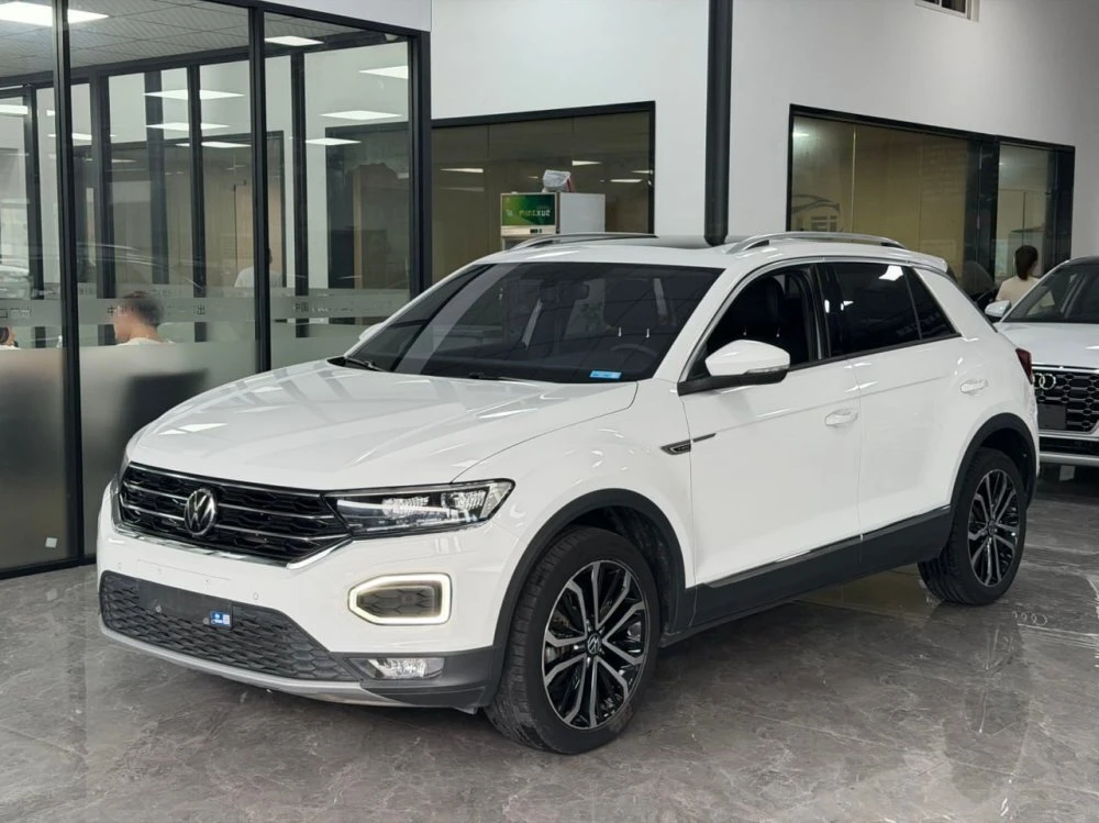 🚗 Volkswagen T-Roc 2021