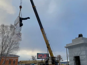 В Миассе на площадь Труда вернут памятник Ленину