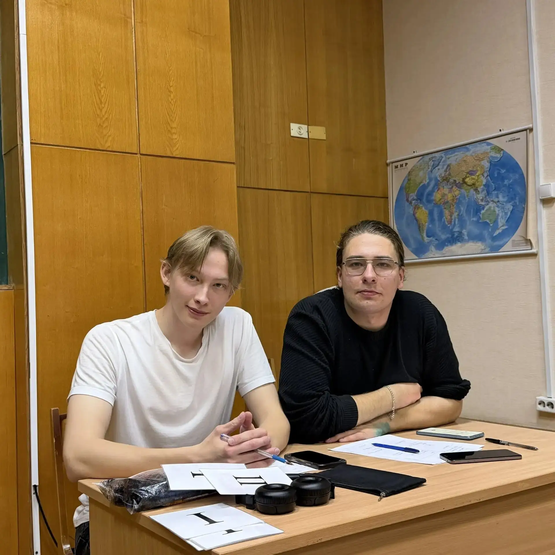 🧠 Управленческие поединки: учимся мыслить стратегически и побеждать в переговорах!
