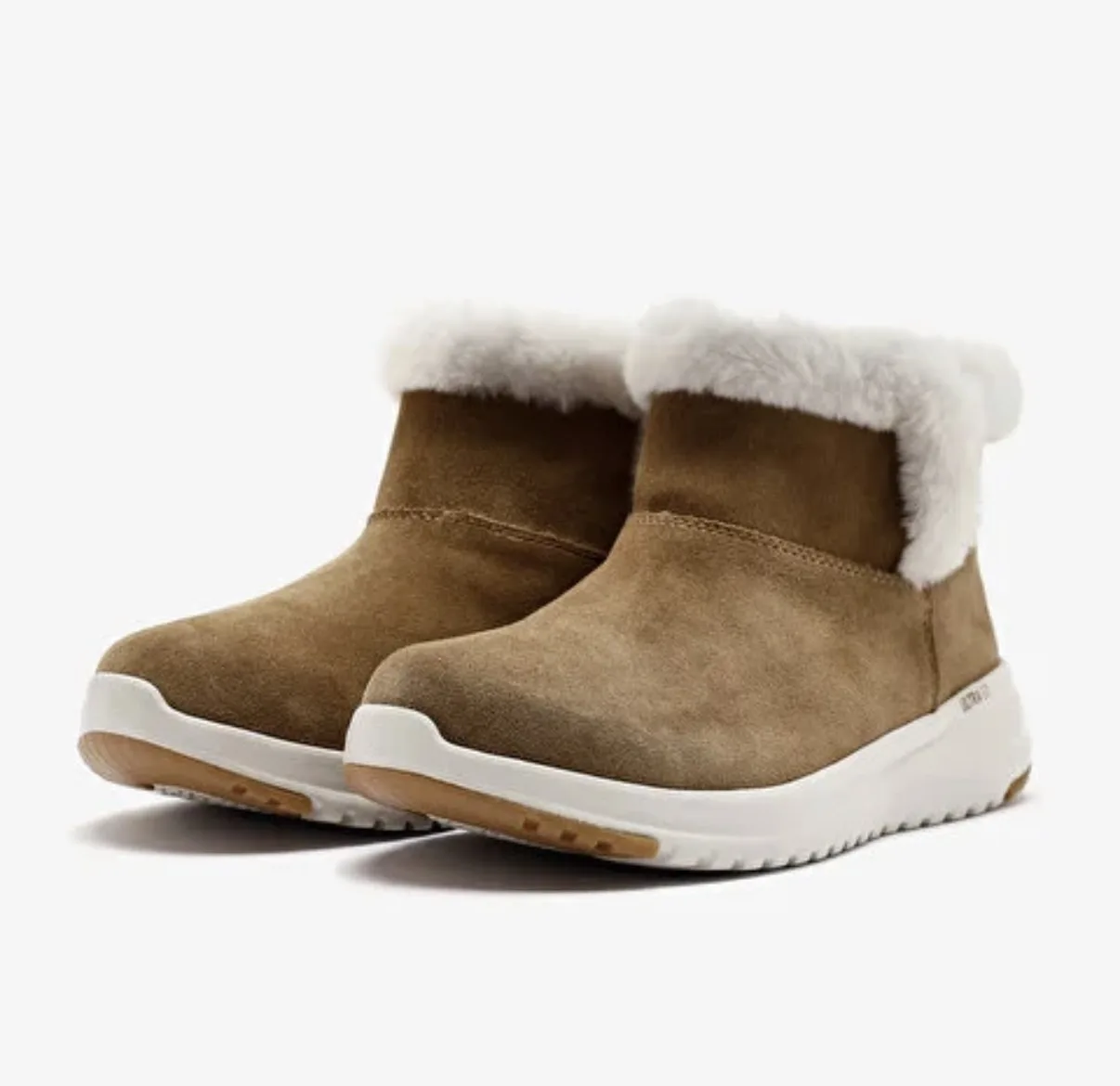 🚗 Skechers On-the-go Stellar — Cozy Step (144775 CHOC) 🎄