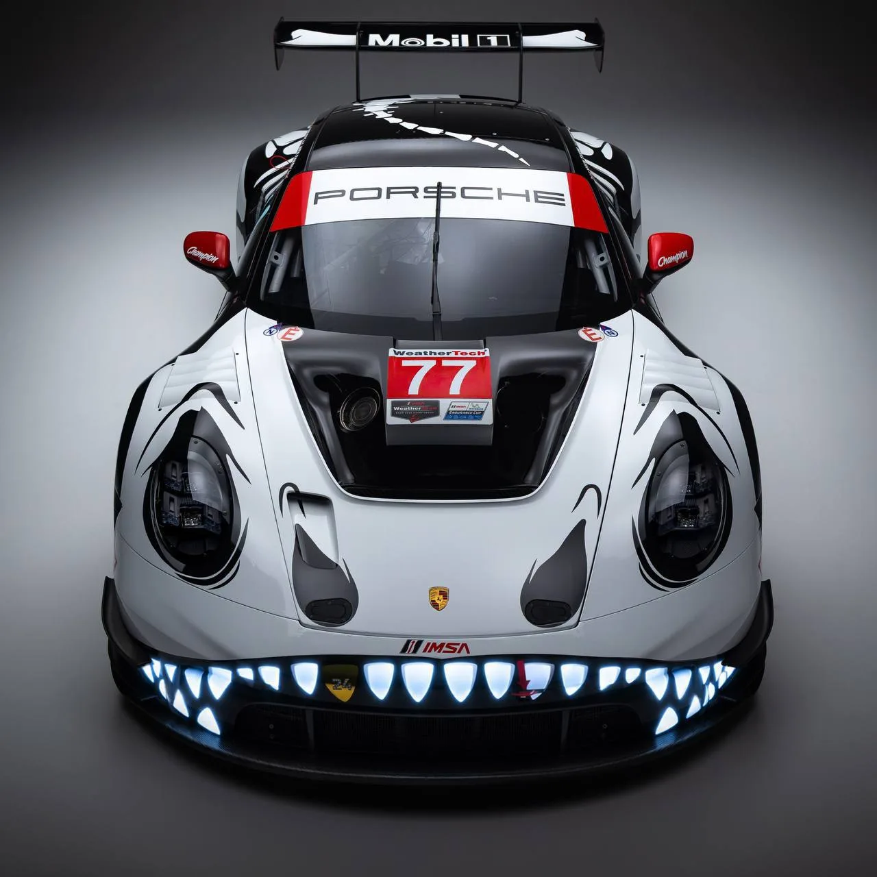 💀 У PORSCHE ОТКРЫЛАСЬ… ПАСТЬ С ЗУБАМИ 😈