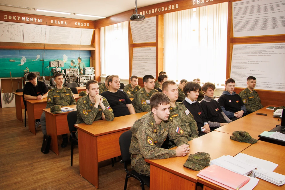 В Комсомольском-на-Амуре государственном университете состоялся урок мужества с участни...