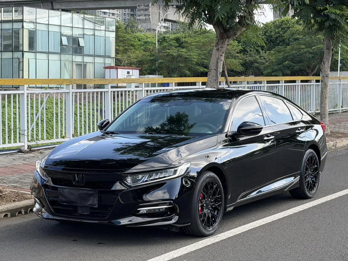 🚗 Honda 2018