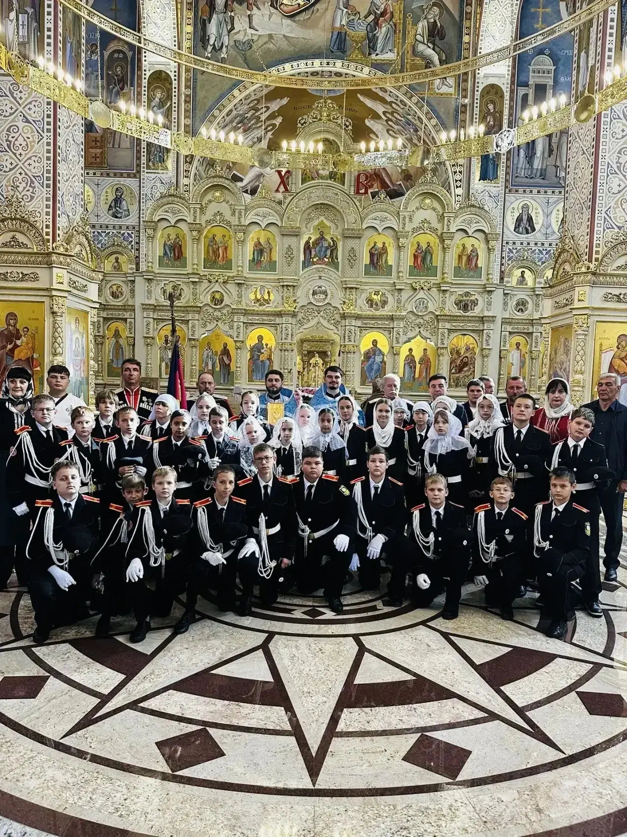 ✨14 октября в священный праздник Покрова Святой Богородицы 5 «К» класс посвятили в ряды...
