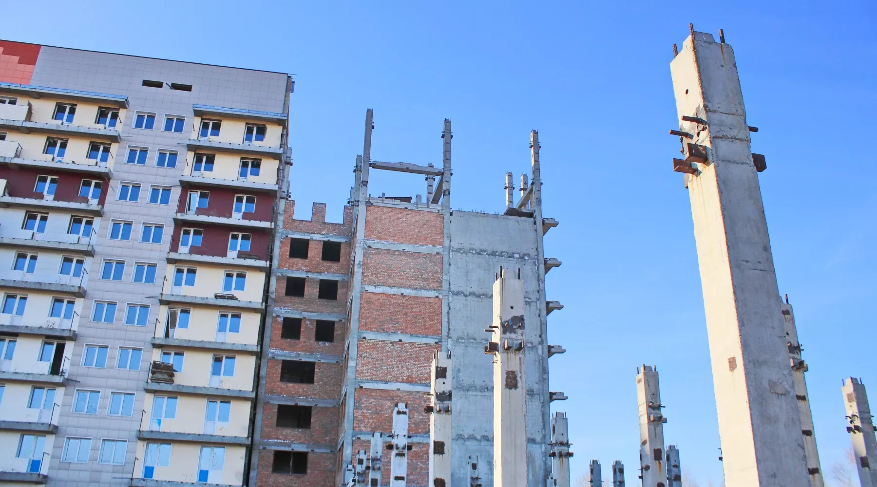 ⚡ Многострадальный недострой напротив «Ленты» продали в Бийске