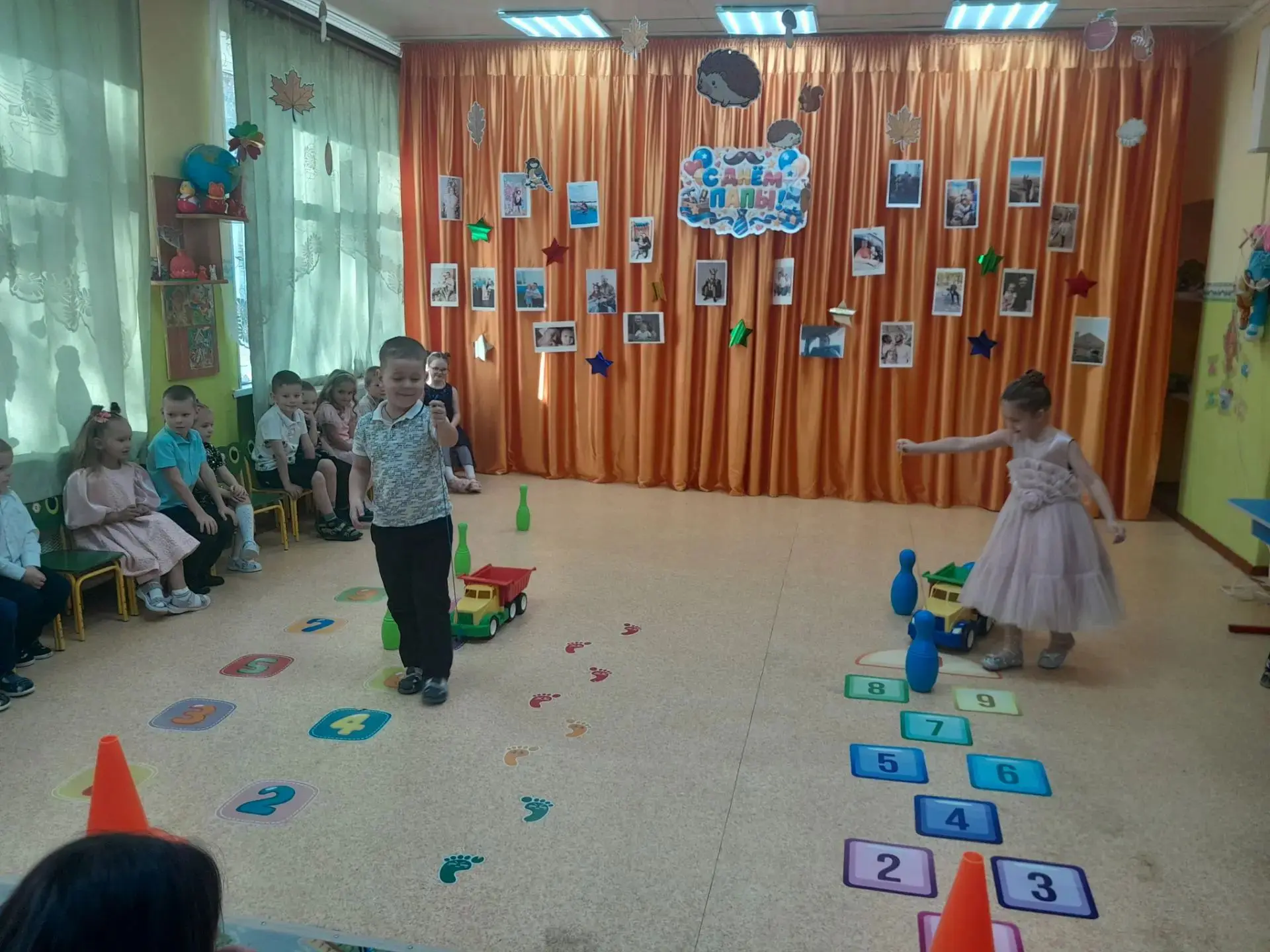 Сегодня в нашей старшей группе прошёл замечательный праздник — День отца!