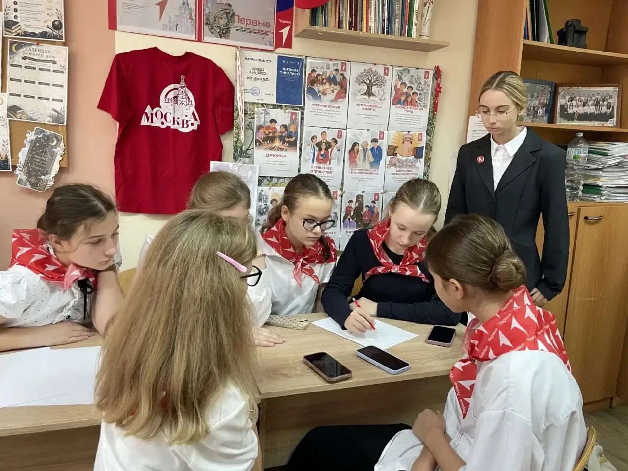 🧠 Рабочие будни в самом разгаре! 💫