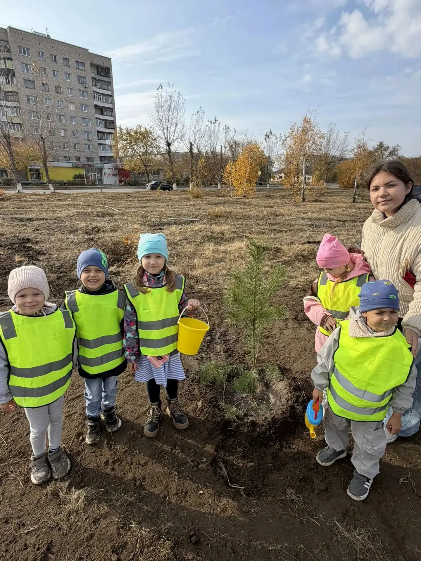 🌲 «ПОСАДИ СВОЁ ДЕРЕВО»: АКЦИЯ ПРОДОЛЖАЕТСЯ! КТО НЕ УСПЕЛ В СРЕДУ — ЖДЁМ СЕГОДНЯ!