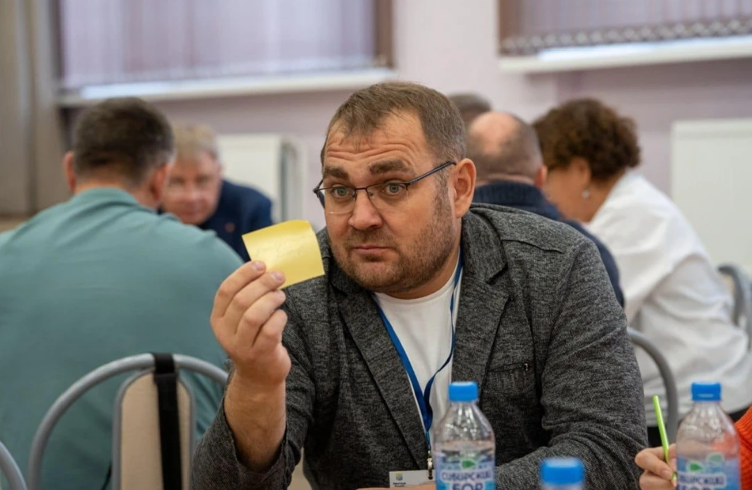Сегодня особенный день для всей нашей организации — нашему директору, Владимиру Викторо...