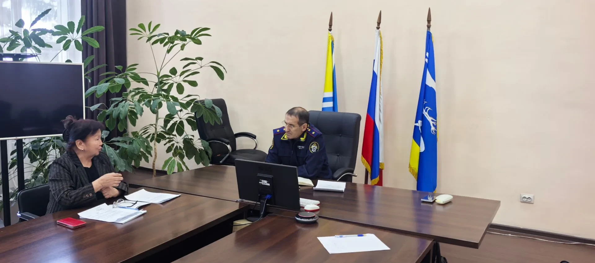Руководитель следственного управления провел личный прием граждан в Тандинском районе
