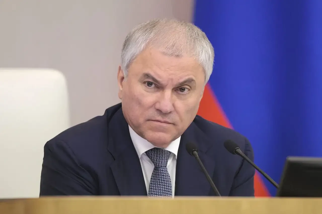 Володин выступил против привязки тарифов связи к ЖКХ