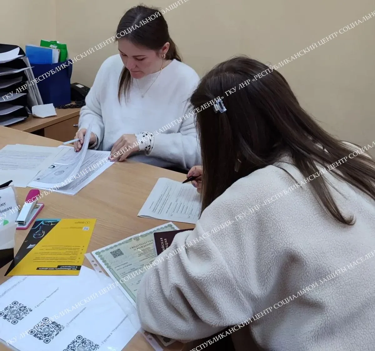 Специалистами филиала №3 ГКУ ЛНР «РЦСЗН» по Ленинскому и Каменнобродскому районам г. Лу...