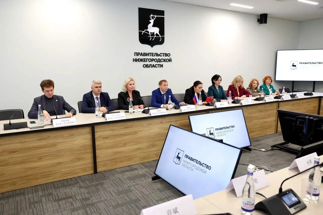 Принял участие во встрече с делегацией провинции Цзянси Китайской Народной Республики в...
