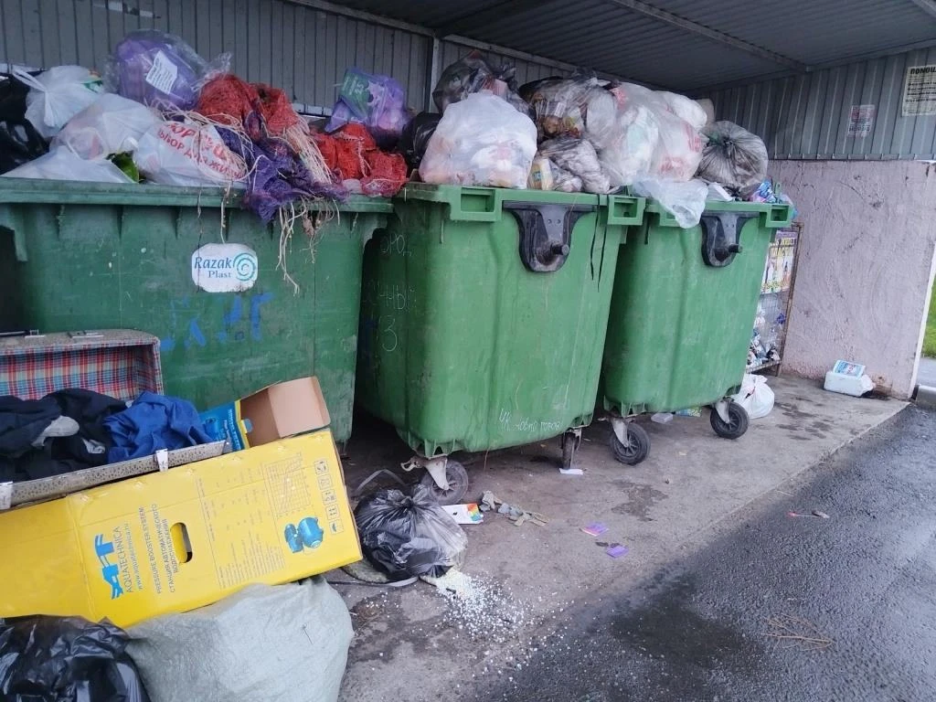 🚛 В Абакане остановили вывоз мусора: подрядчик «Экопарка» встал без топлива