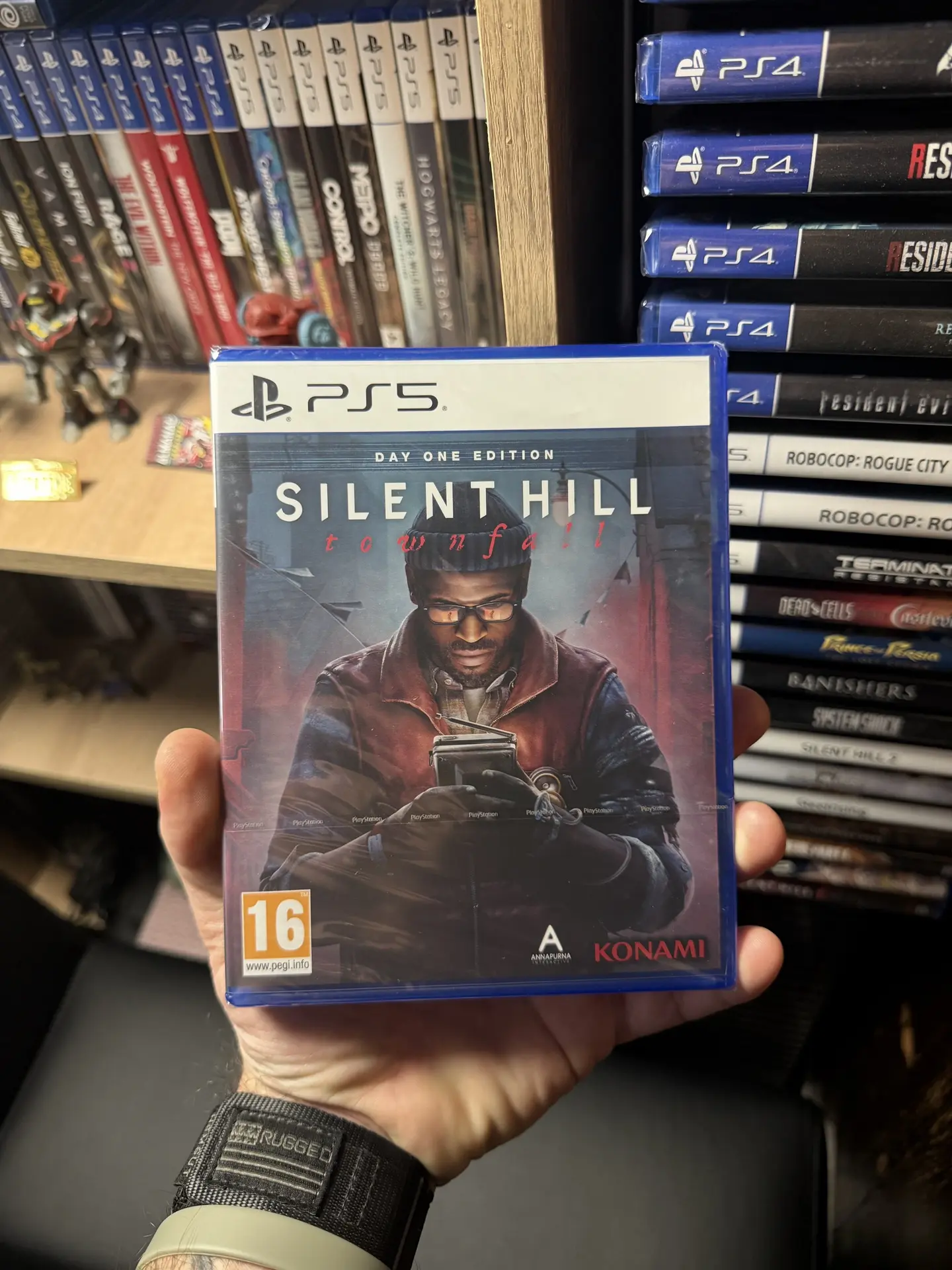 Не особо люблю покупать «day one edition», но с Silent Hill особый случай. Уж больно по...