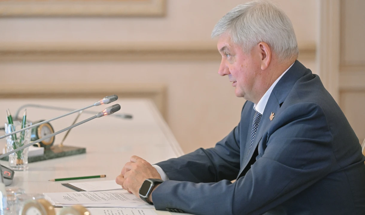 Фейк об ударе по аэродрому и заявлении Александра Гусева опровергли в Воронежской области
