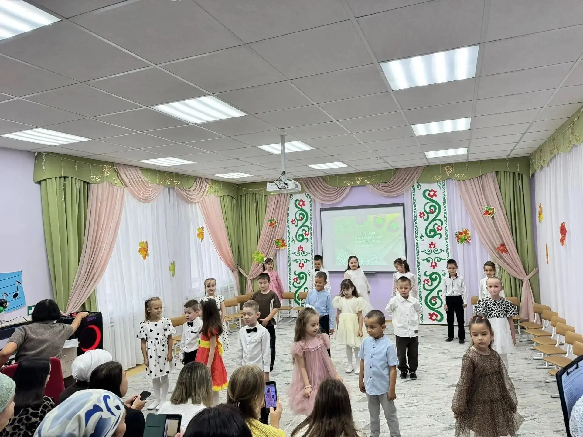 🌷 Өлкәннәр – безнең иң кадерле кешеләребез🌷