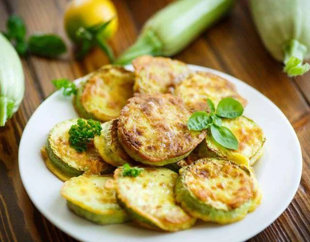 Кабачки в кляре