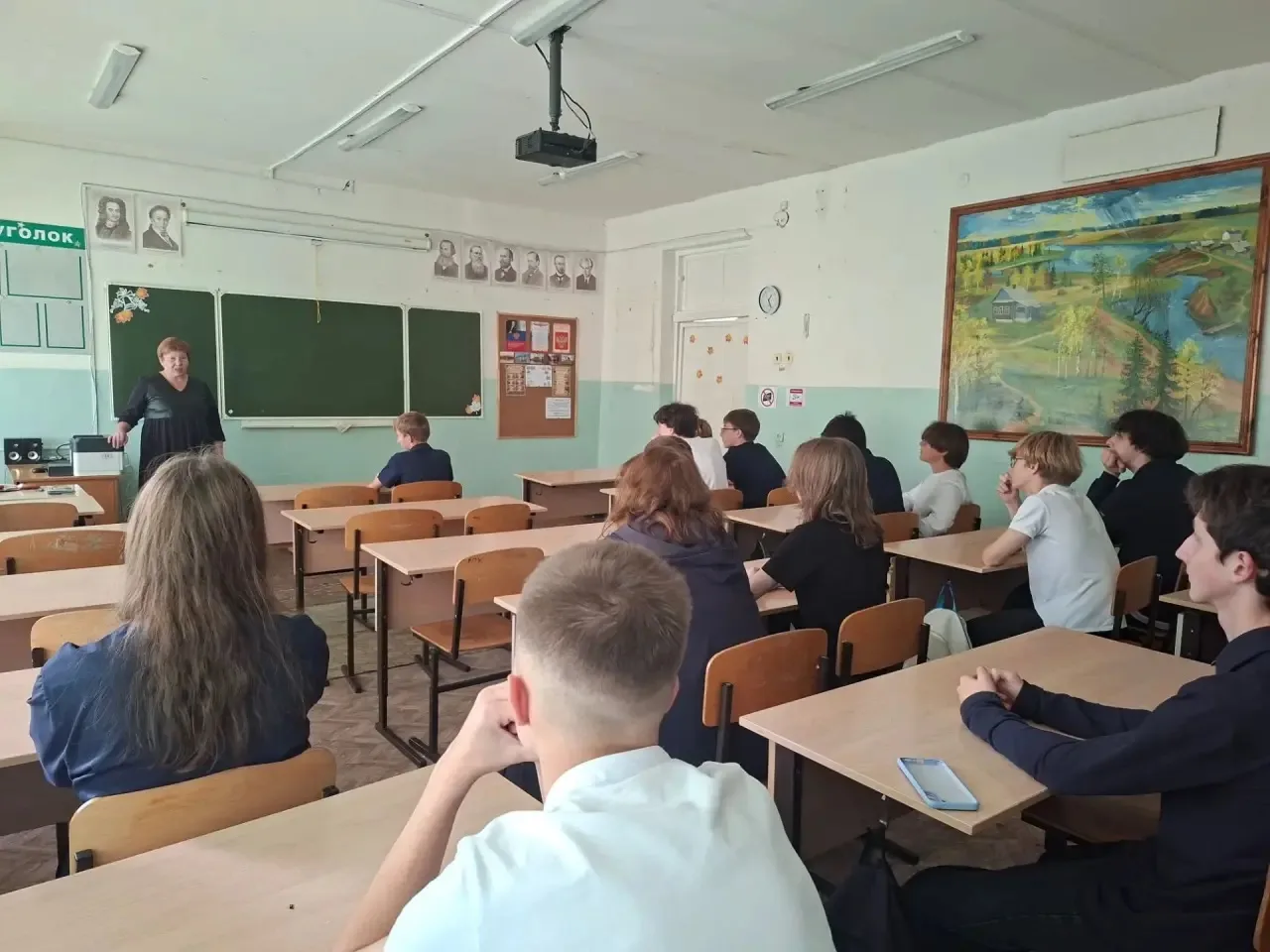 🗣 Профилактическая беседа в школе: говорим о важном