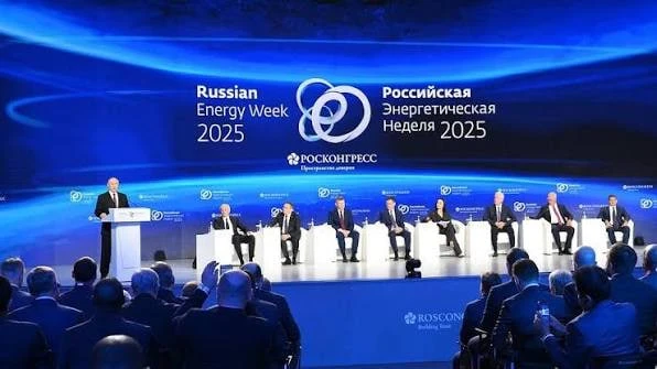 В рамках пленарной сессии Российской энергетической недели вице-премьер Александр Новак: