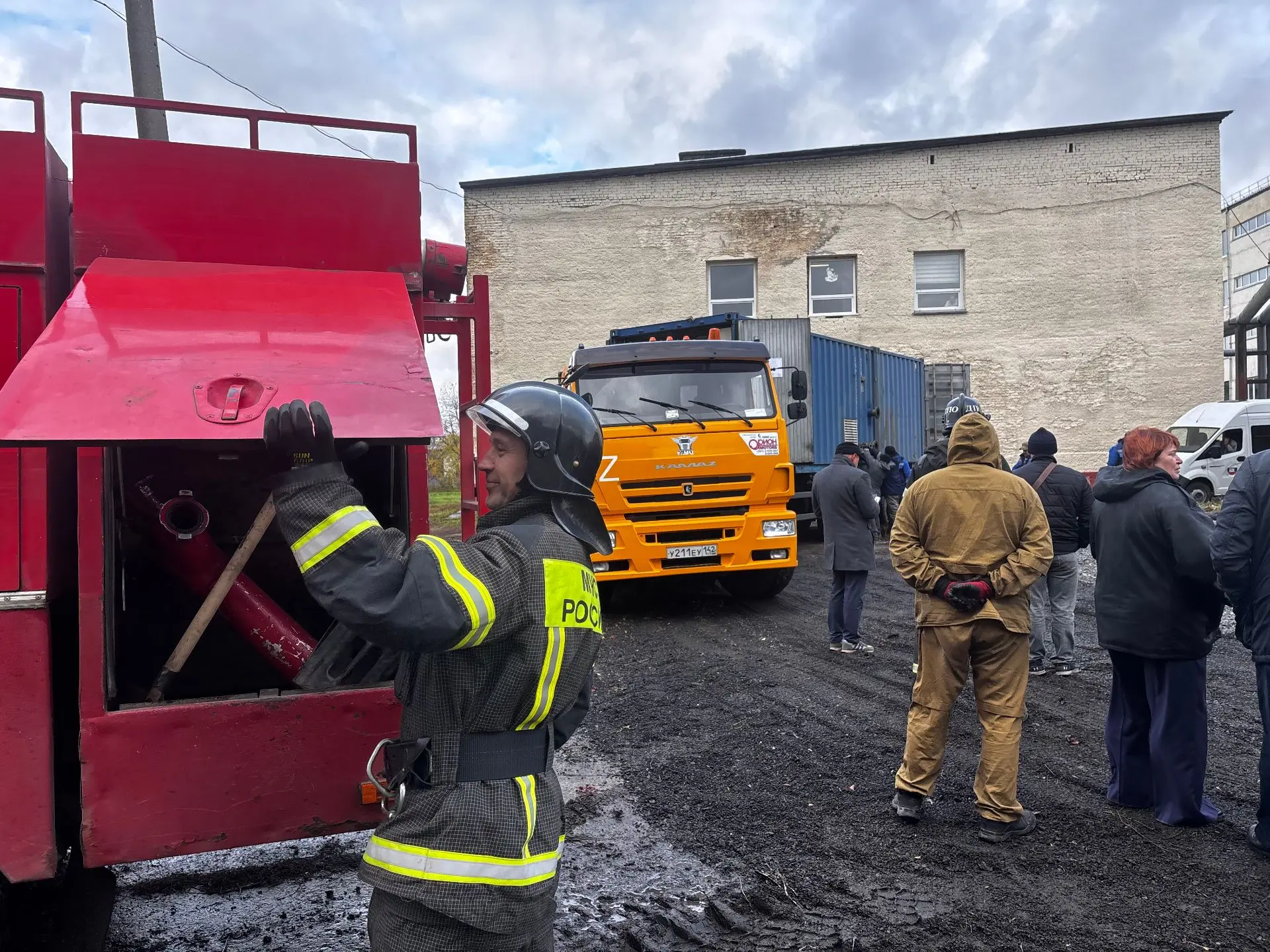 В Топкинском муниципальном округе прошла тренировка по устранению аварии на теплосетях