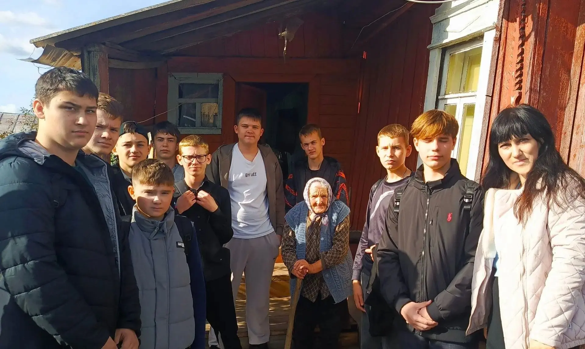 В рамках Всероссийской акции "Месячник пожилых  людей", стала для отряда «ProДобро» ( р...