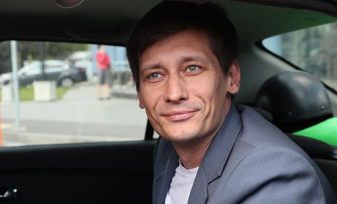 Сын оппозиционного политика Дмитрия Гудкова* покончил с собой.
