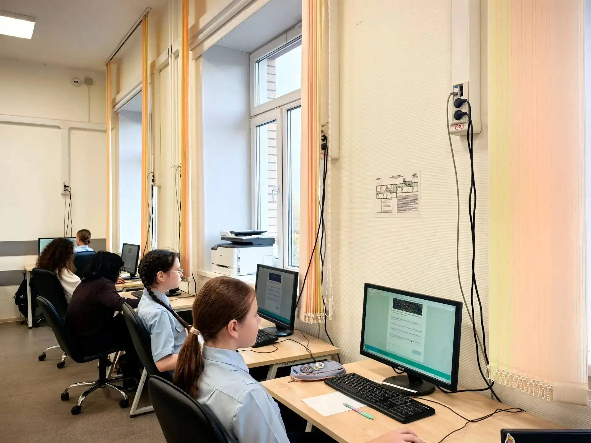 🧬💻 Знания, логика и интерес к биологии!