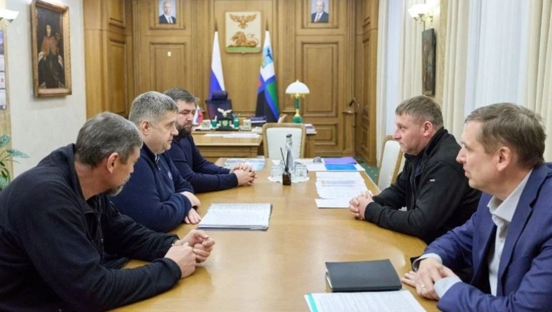 Александр Шуваев подвёл итоги встречи с директором Федерального дорожного агентства
