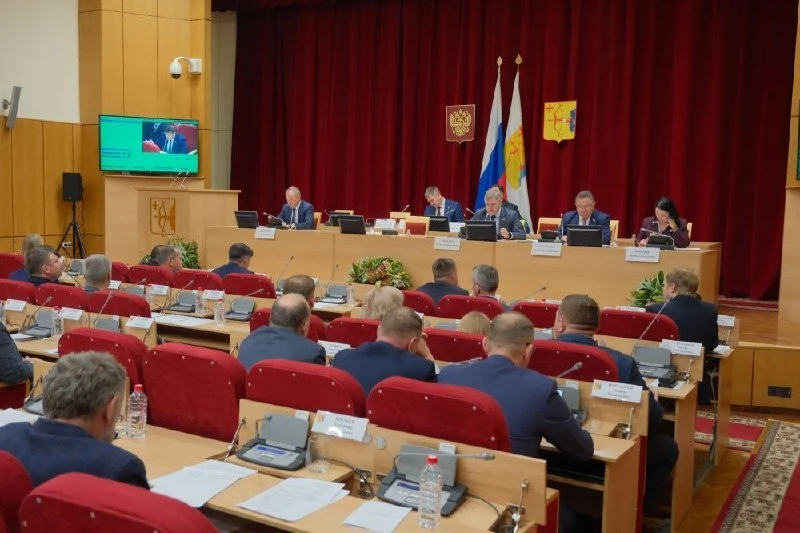 Роман Береснев возглавил Заксобрание Кировской области