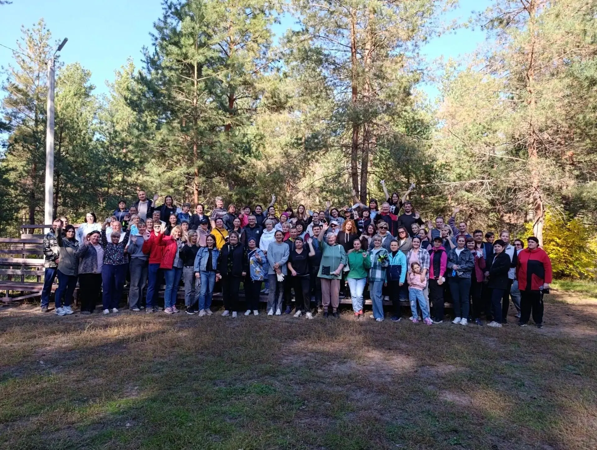 💪 Сегодня в Каяловом бору прошел большой субботник. На мероприятие собрались работники...