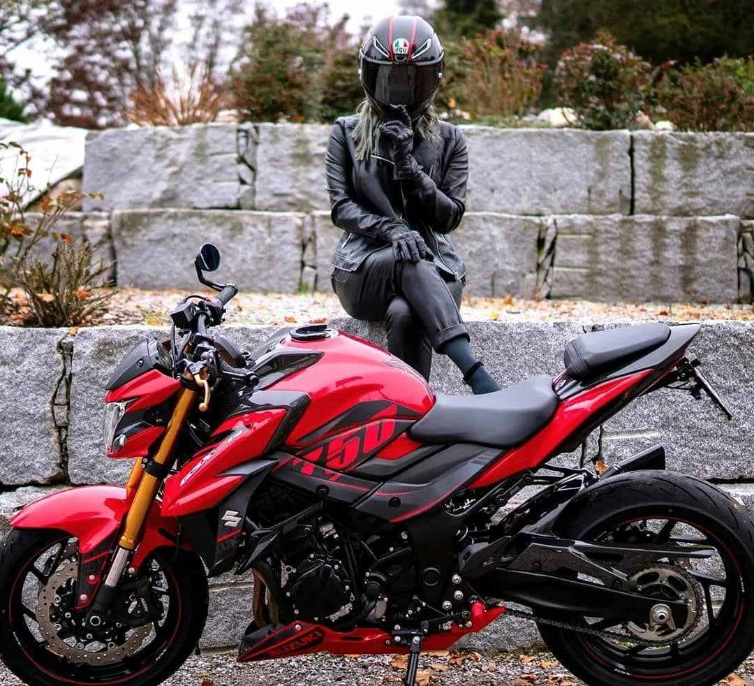 Suzuki — pure riding passion 🏍️✨