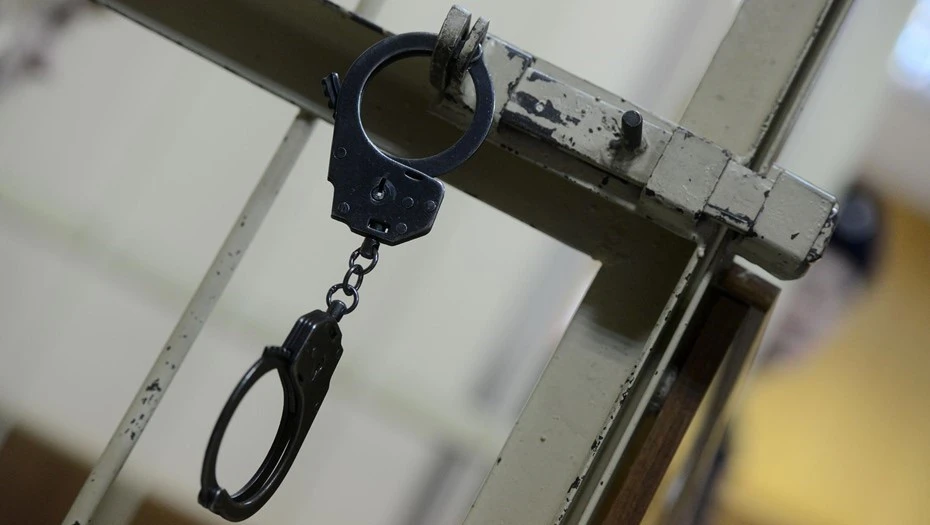 В Петербурге мигрант положил взятку в принтер в машине ГАИ и стал фигурантом дела