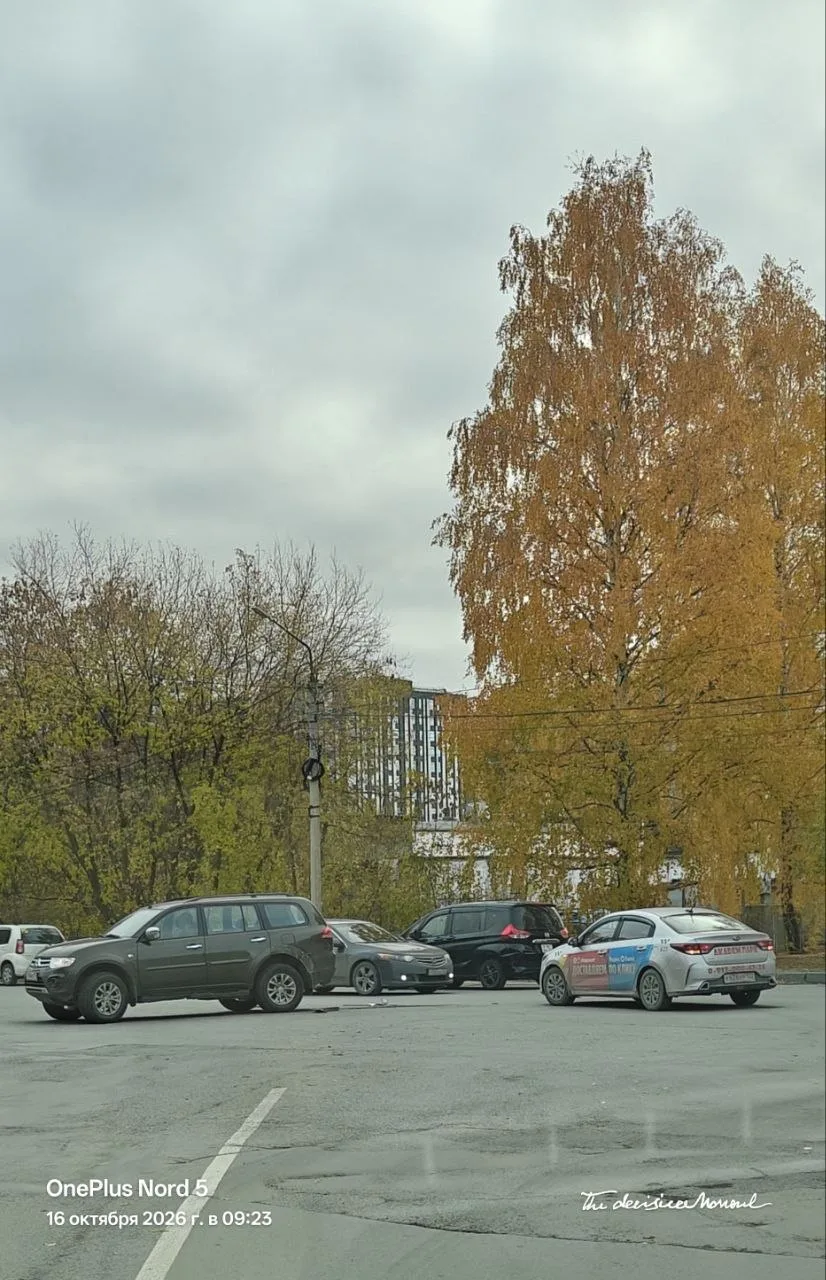 Кутателадзе-Строителей — ДТП