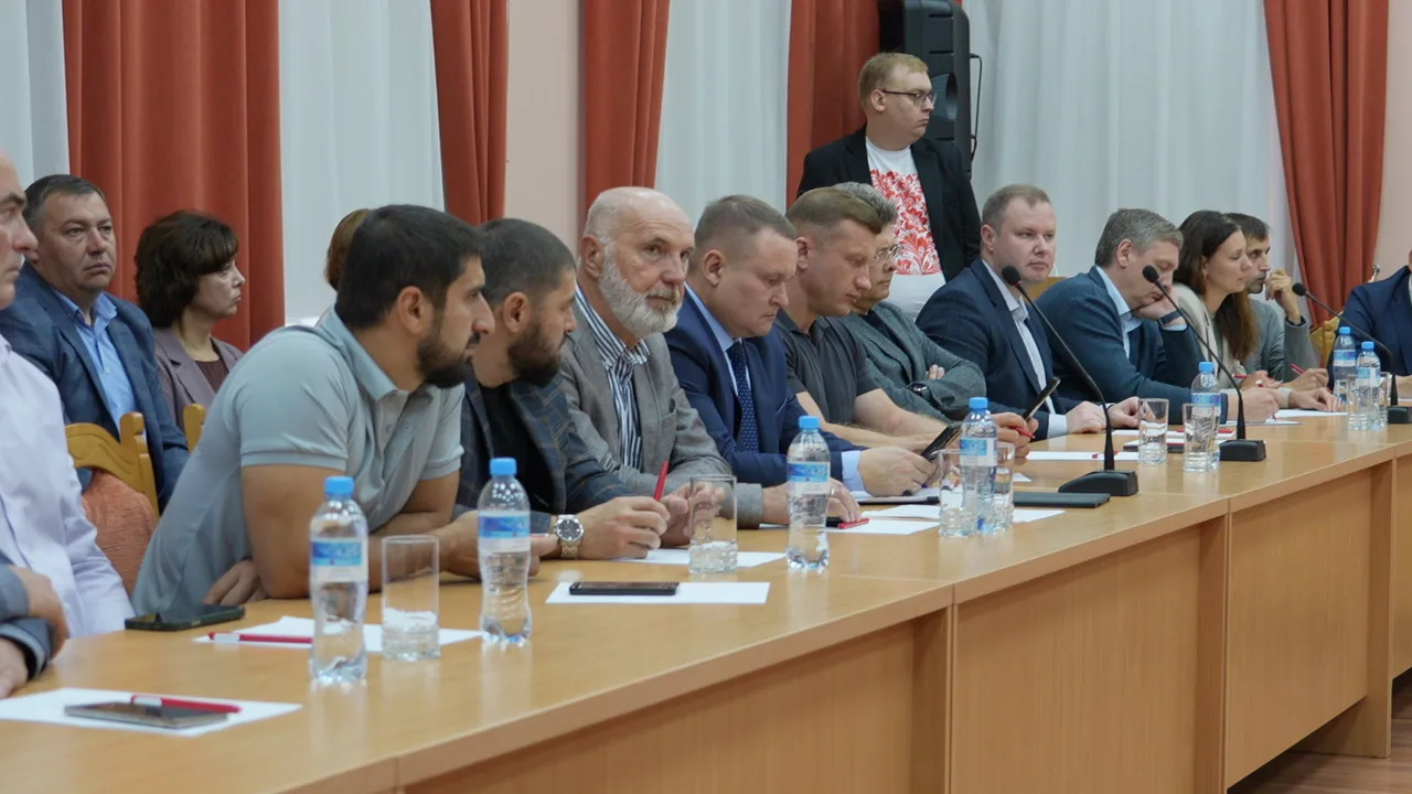 Вчера провели выездную встречу с предпринимателями малого и среднего бизнеса при участи...