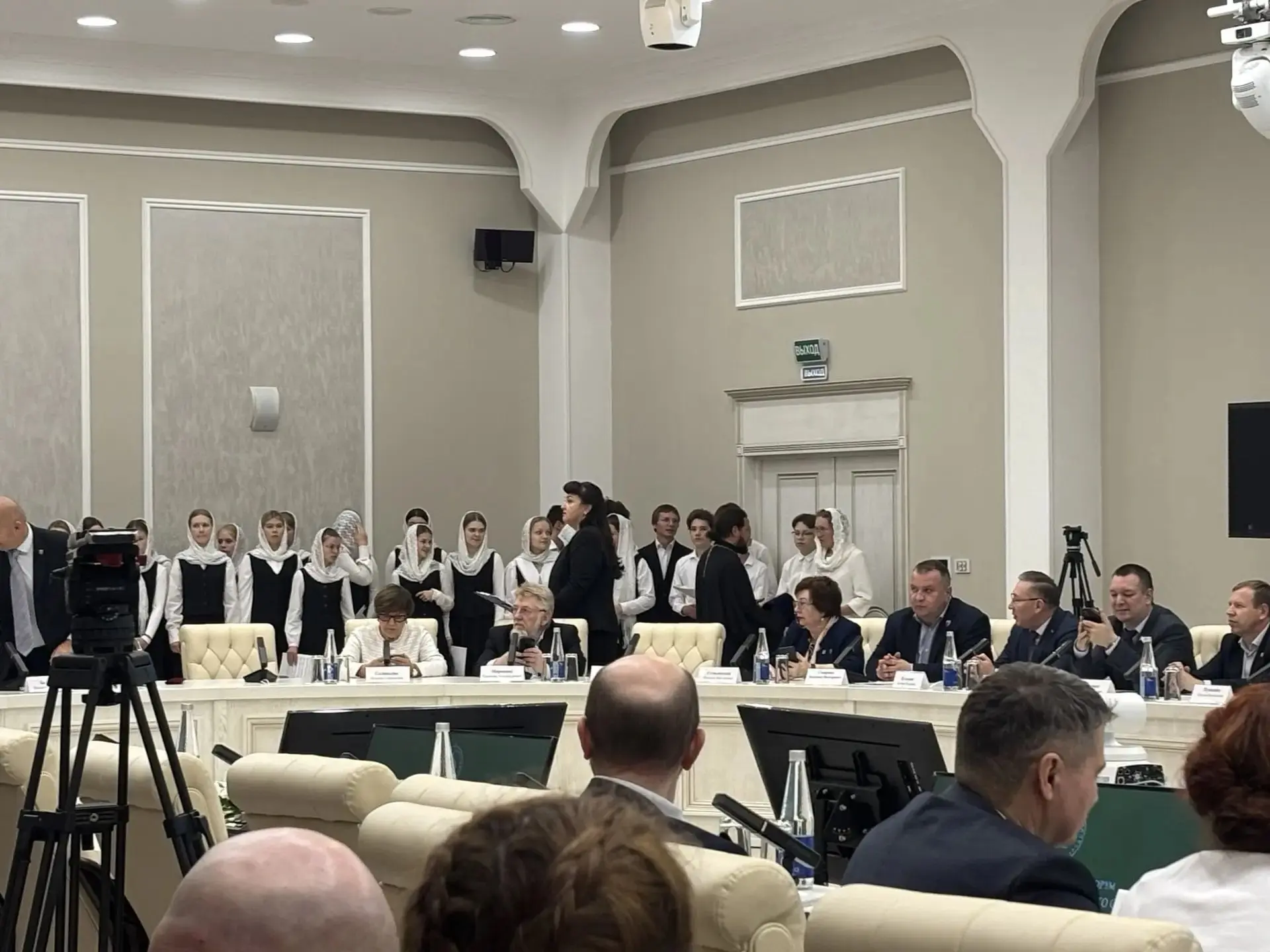 🇷🇺13 октября 2026 года в Доме дружбы народов в Йошкар-Оле прошло пленарное заседание ...