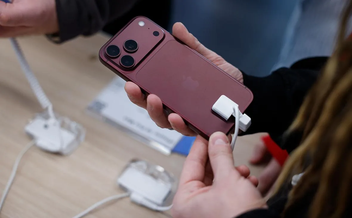 📱🍒 Вишневый цвет iPhone 18 лидирует в предзаказах