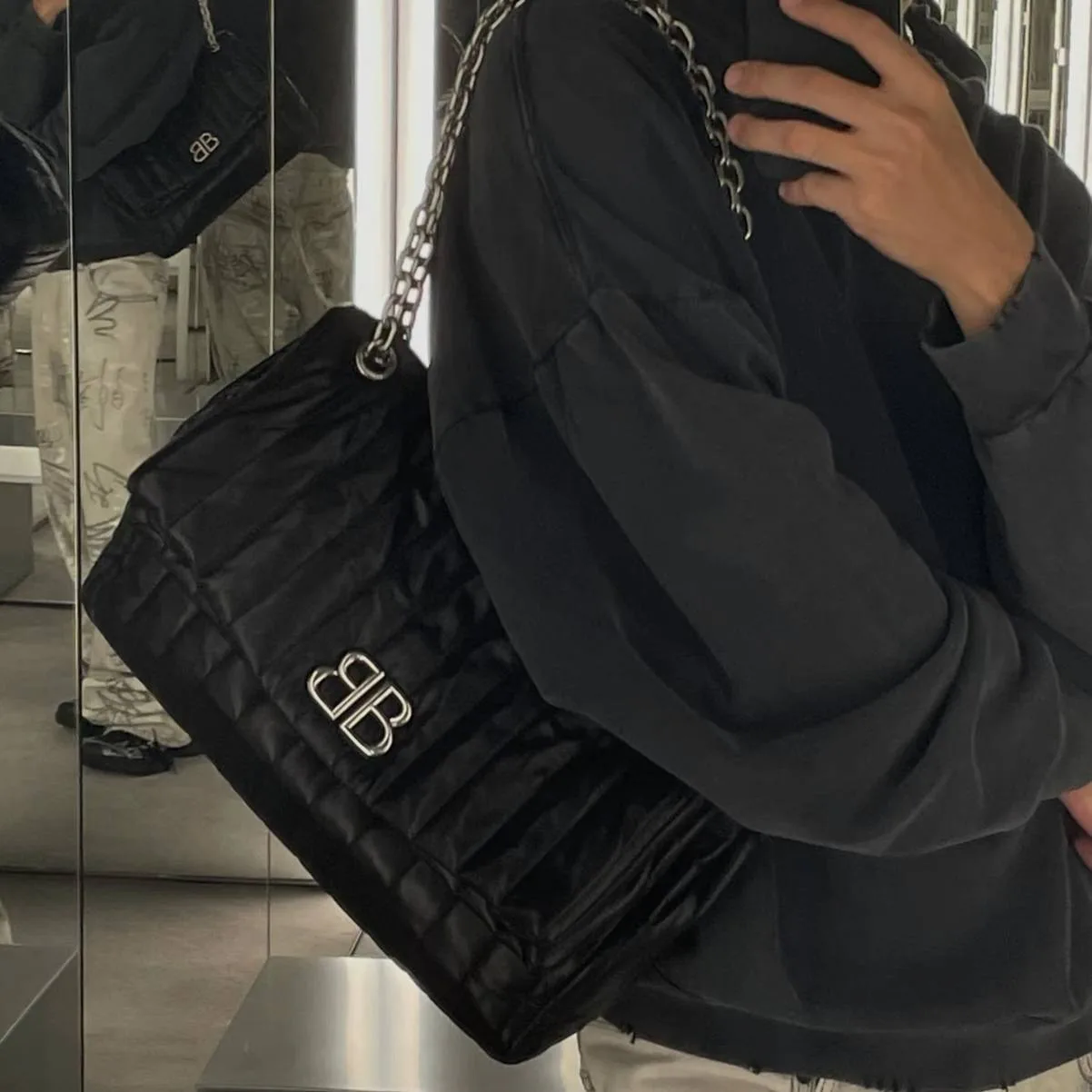 BALENCIAGA