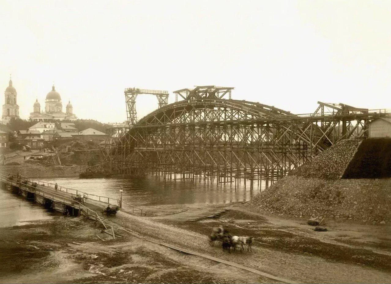 АРОЧНЫЙ МОСТ БЕЛЕЛЮБСКОГО (1905 ГОД) В БОРОВИЧАХ ( НОВГОРОДСКАЯ ОБЛАСТЬ) ЯВЛЯЕТСЯ ПЕРВЫ...