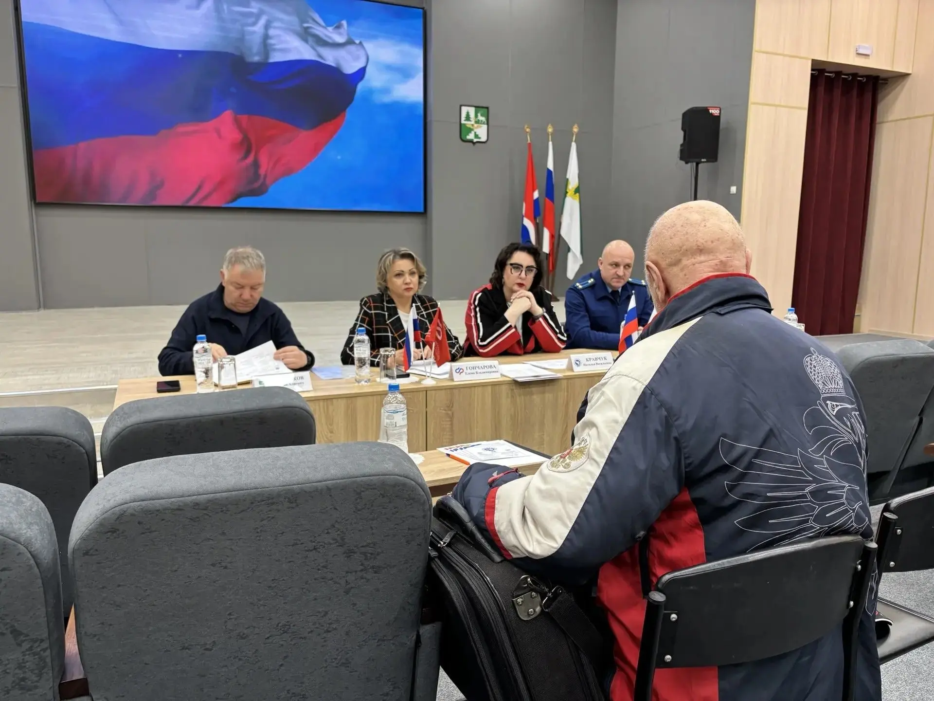 Прием, просвещение, проверка: про один день омбудсмена в Тынде