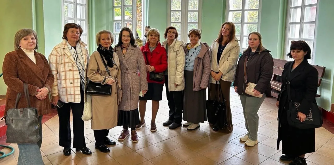 🌱 Для педагогов Петроградского района провели экскурсии в Ботанический сад