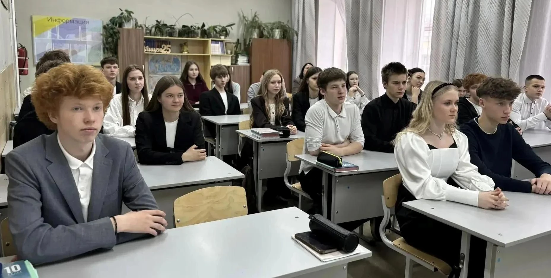 👍 Лицеисты из Советска изучают современную науку в рамках проекта «Коды Курчатова»