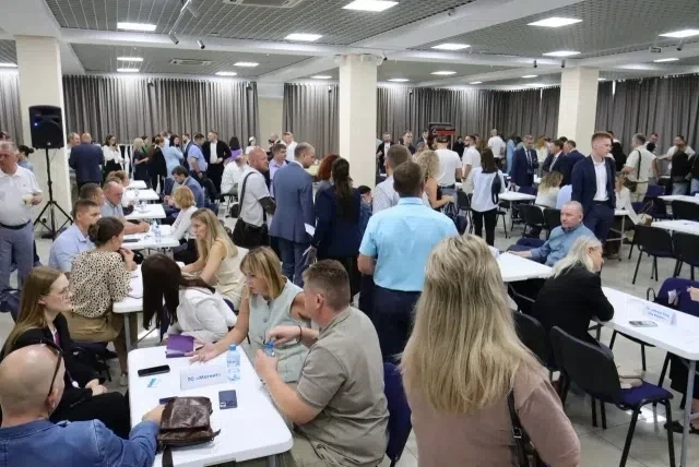 📌 В Омской области прошёл «День поставщика»