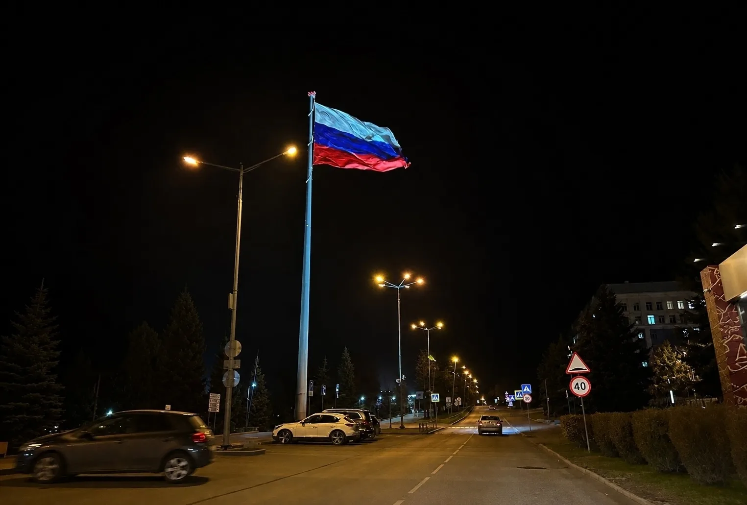 🏗️ Суд подтвердил сговор при закупке флагштока в Нижнем Тагиле