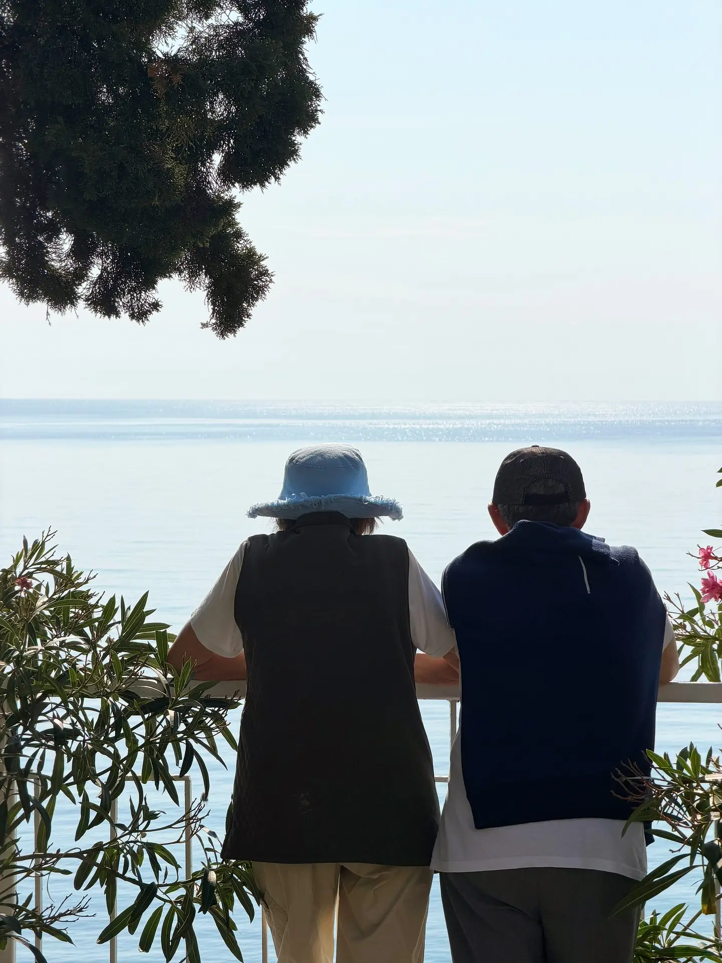 Тёплые дни октября - погода балует! ☀️