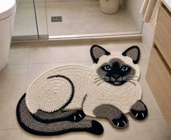Котики в вязании 😻