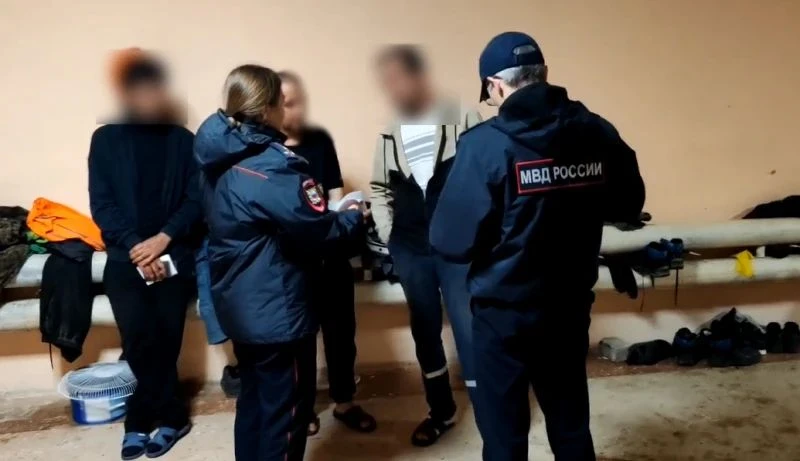 В Ванинском, Амурском районах и Бикинском округе полицейскими в рамках операции «Нелега...