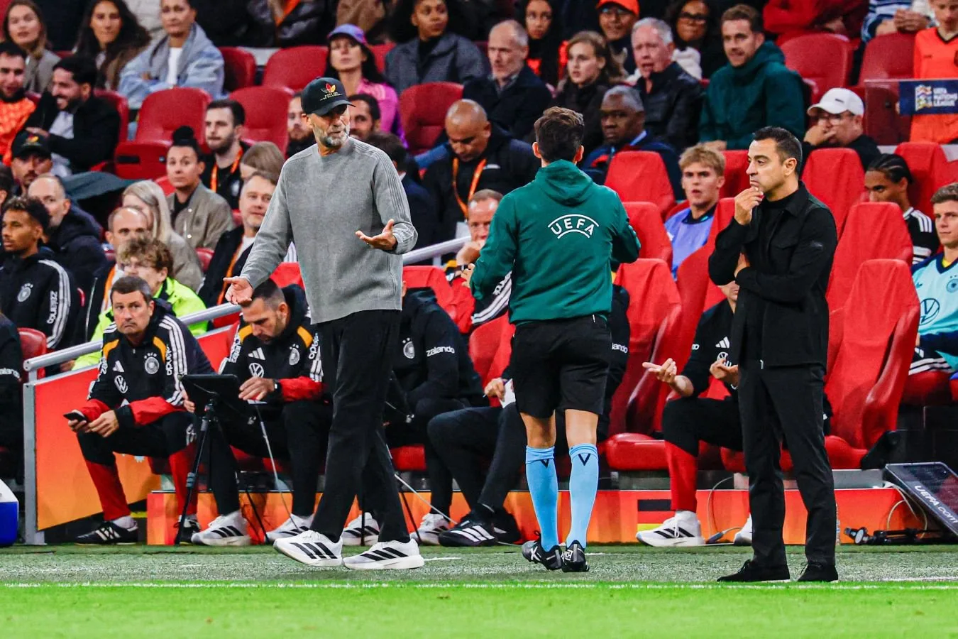 ⚽️ Фанат получил бан за выход на поле