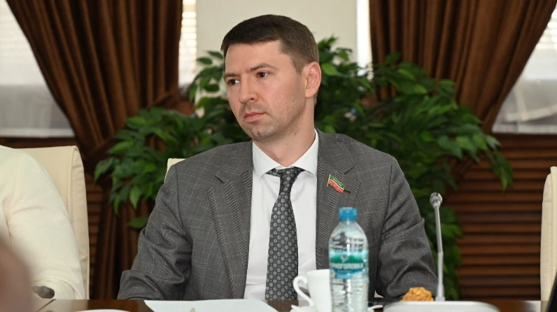 Эмиль Губайдуллин: «Учреждение нагрудного знака «Почетный донор РТ» станет стимулом раз...