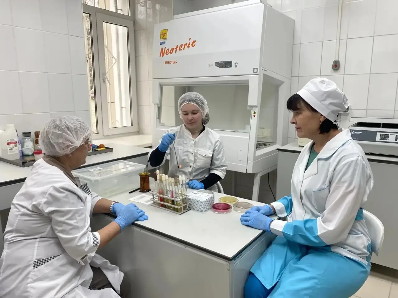 🔬В бактериологическом отделе ГБУ «Республиканская ветеринарная лаборатория» РТ прошло ...